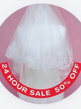 Two-Tier White Lace Bridal Veil